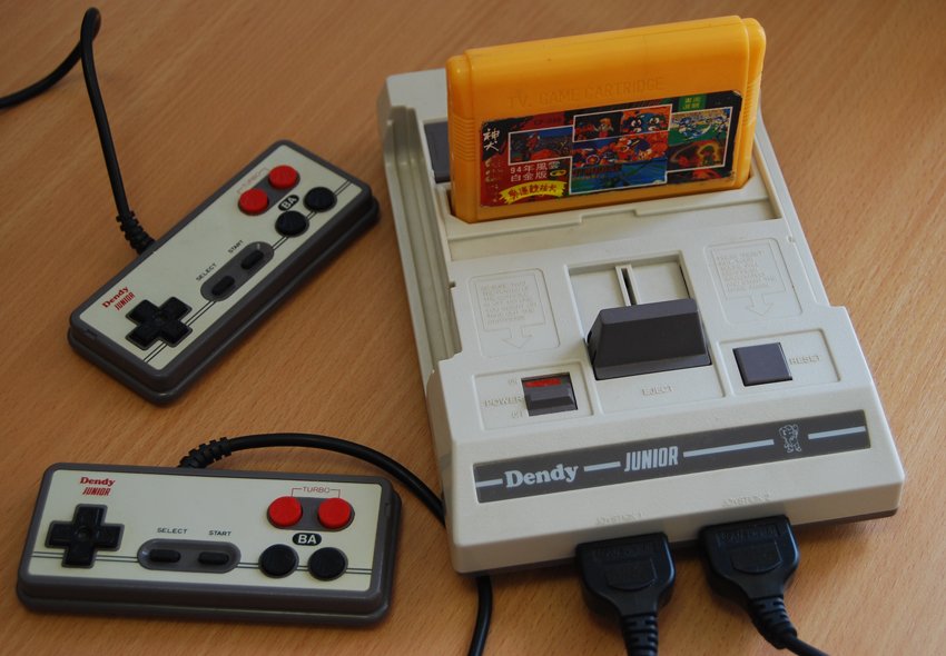 Game consoles with cartridge