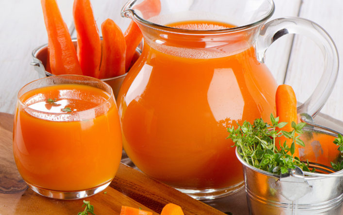 Carrot juice in the glass